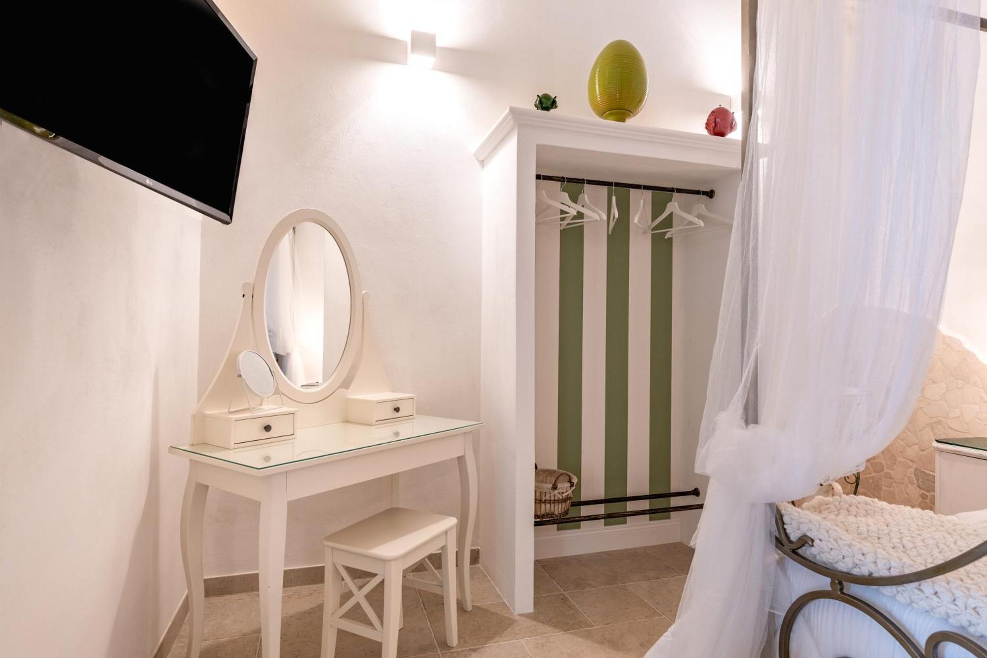 Un Giorno Bellissimo Suite & Spa มาร์ตินาฟรังกา ภายนอก รูปภาพ